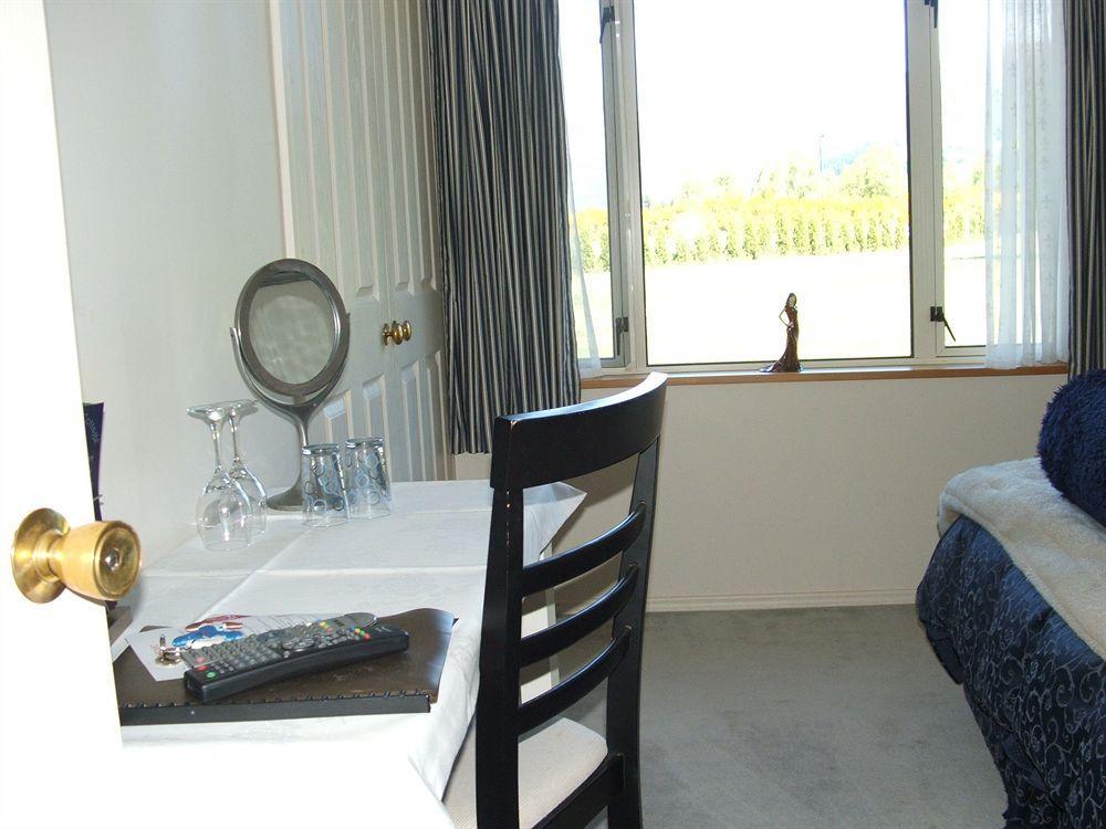 Vibrant Living Retreat 4*