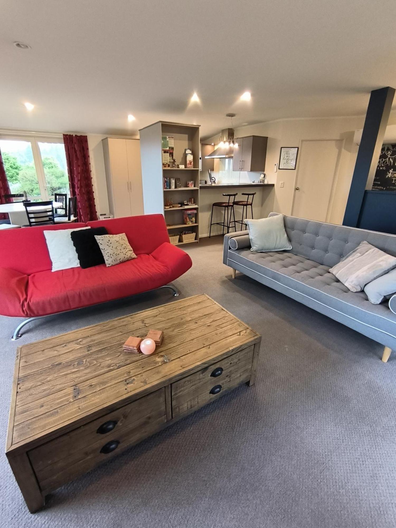 Vibrant Living Retreat Bed & Breakfast 4*