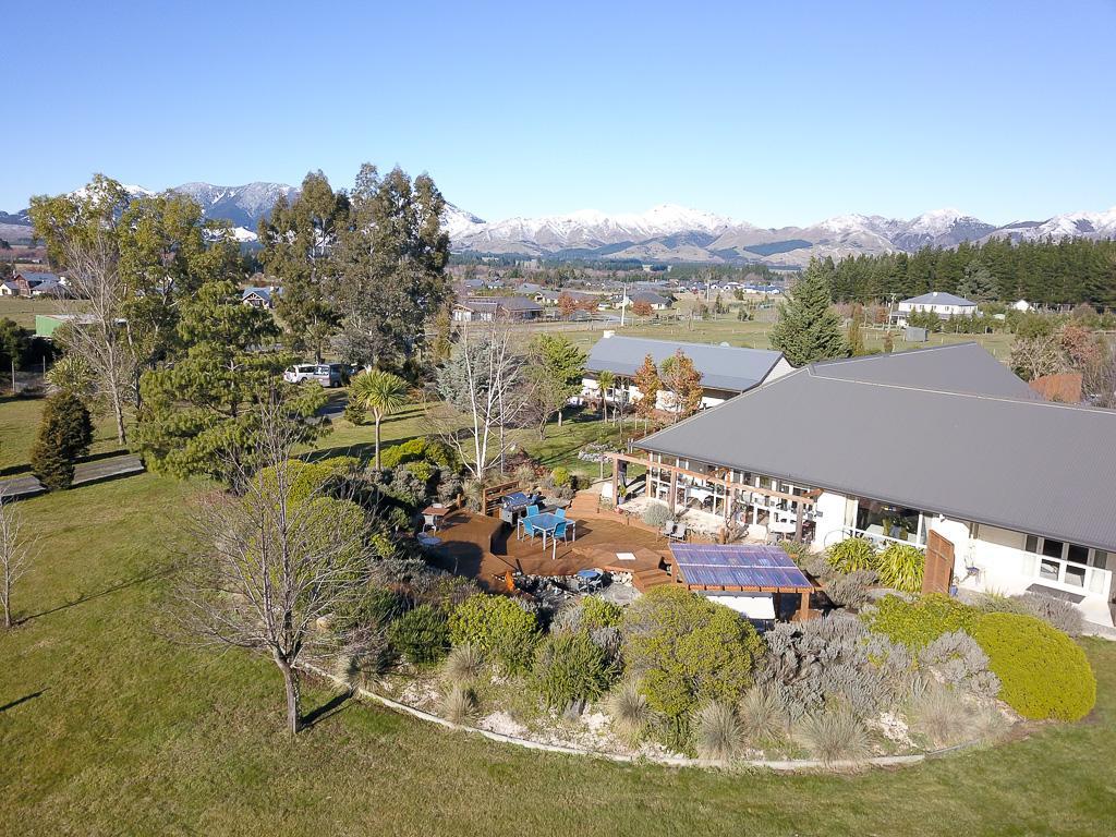 Vibrant Living Retreat Bed & Breakfast Hanmer Springs