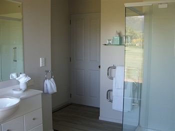 Bed & Breakfast Vibrant Living Retreat 4*